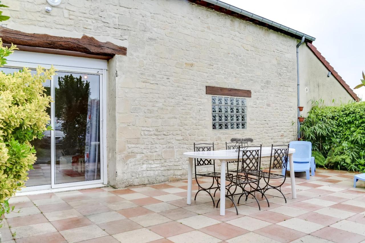 Isida, Maison Spacieuse Avec Terrasse Et Stationnement 캉 외부 사진